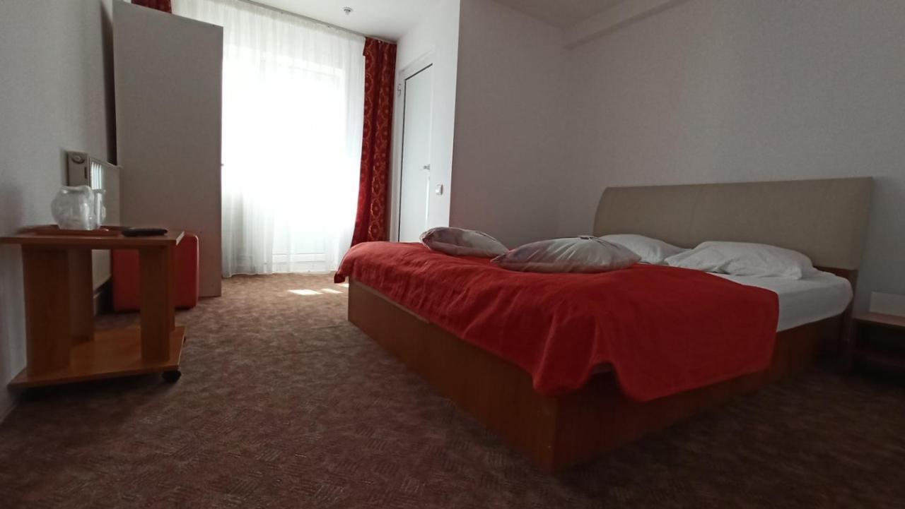 Vila Jolie Hotel Azuga Kültér fotó